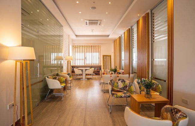 Vrachia Beach Hotel & Suites - Adults only - Photo 8