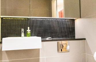 Peninsula Life- Stylish Greenwich 1bed Flat - Foto 21