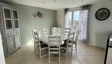 Face Chateau de Chaumont sur loire Gîte La Rapinière - Foto 2