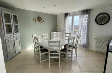 Face Chateau de Chaumont sur loire Gîte La Rapinière - Foto 2