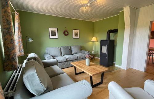 Waldhaus Wiesenblick mit Spielzimmer und Tischtennisraum - Foto 2