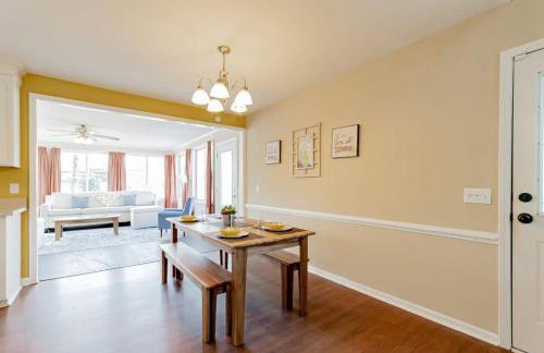 Breeze on Inn- Mins to Ft Jackson - Foto 2