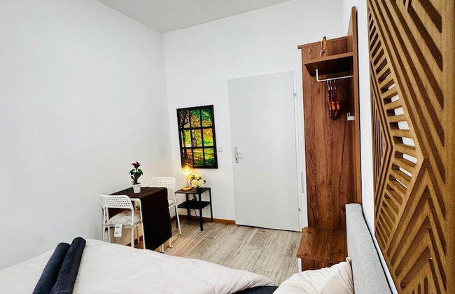 Comfy 4BR 10 Min Transport to Stadthalle - Photo 33