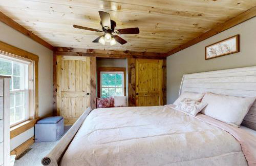 4 Mi to Dtwn Morganton! Family Retreat w/ Patio - Photo 13