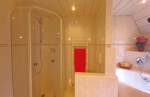 Einladende Ferienwohnung im malerischen Staßfurt - Foto 14