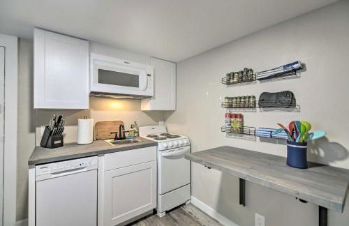 Fresh Downtown Longmont Apartment - Walk to Main! - Foto 9