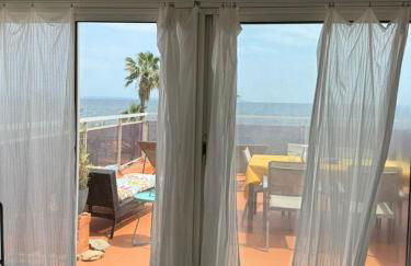 Chez Jo Duplex Terrasse vue mer Hyères - Foto 39