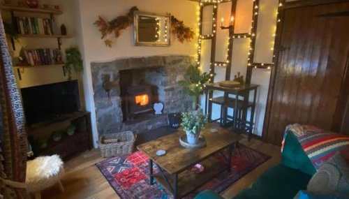 Maytree Cottage. Compact home in Mid Wales. - Foto 5