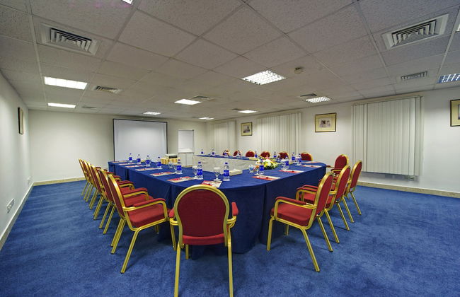 Al Bustan Residence Hotel Apartments - Photo 31