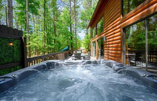 Hickory Bear - Cabin surrounded by pines, Sleeps 10, Hot Tub, Fire Pit, Arcade, Foosball Table & Deck Slide - Photo 71