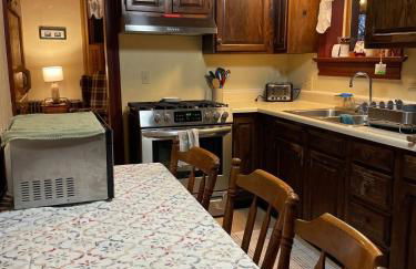 Watsons Woodland Manor at Deer Creek Winery - Foto 20