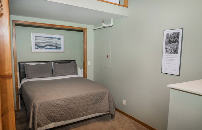 Waterfront 2BDR Condo in Grand Haven 110 - Foto 7