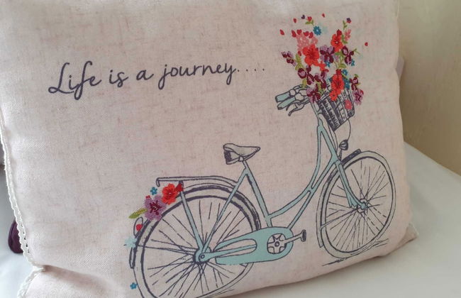 Martin Lane Farm Holiday Cottages - Photo 20