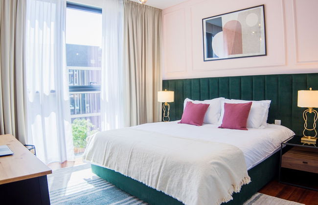 Nasma Luxury Stays - City Walk - Photo 27