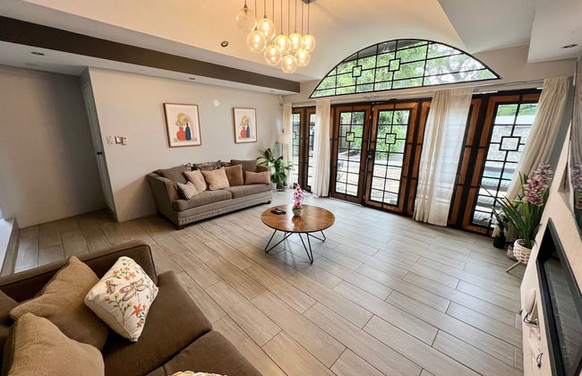 Pool and Jacuzzi Vacation Home - Foto 19