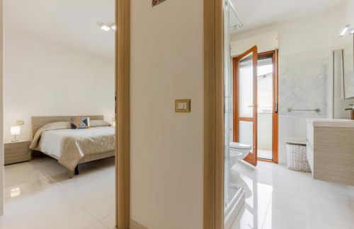 GuestHost - Bright Apartment X4 with Terrace! - Foto 12