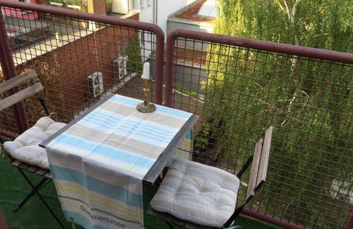 Central Studio with mini balcony - Foto 10