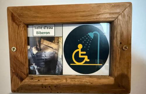 Gîte LE RABIOUZE - 4 épis, 15 pers, 22 couchages - Ancienne Bergerie rénovée, cachet d'origine conservé - Vue magnifique - Label Ecogîte - Foto 24