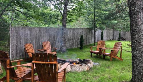 The Mighty Oaks Retreat,modern house Bar Harbor Acadia MDI - Foto 4, Garden