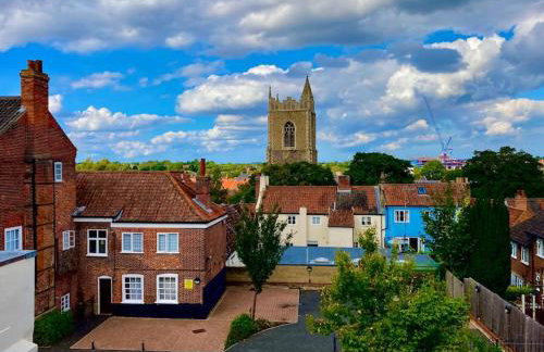 Charming 1 bed loft in 16C house in city centre - Foto 7