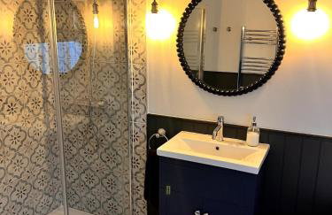 The Kent Cottage - luxury house with hot tub - Foto 66