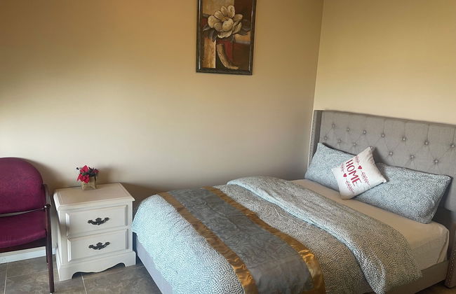 Downtown Private Villa within Four Seasons - Photo 3