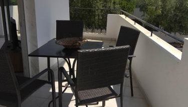 Gorginas Home - Photo 1