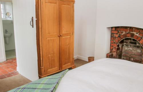 The Old Farmhouse, Upper Pitts - Photo 38