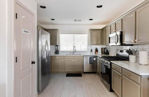 Flower Street House Pool, Spa, Golf! - Foto 8