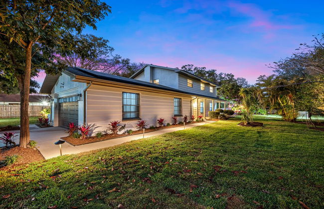 Luxe Largo Retreat: Pool, Games, Basketball & More - Foto 62