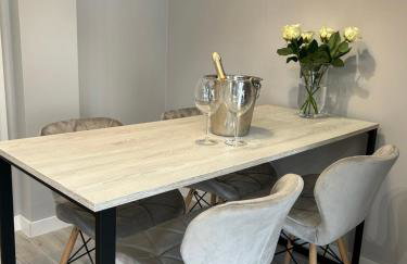 Lux Apart - Apartamenty z jacuzzi i sauną nad Wisłą - Photo 25