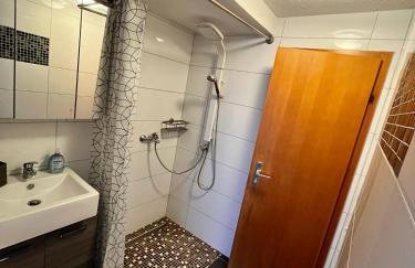 OhPardon! GAILDORF - Monteurwohnung im DG, Einzelbetten, Garten - Foto 5