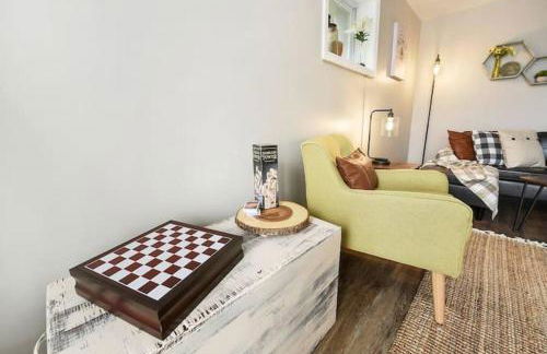 The Bumble Bee Hive 7-Bedroom House w/ Hot Tub - Foto 62