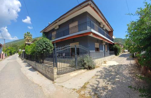 Cosy house Stratoni Chalkidiki 300m from beach - Foto 2