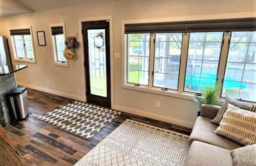 The Canal Cottage off West Lake Okoboji - Foto 14