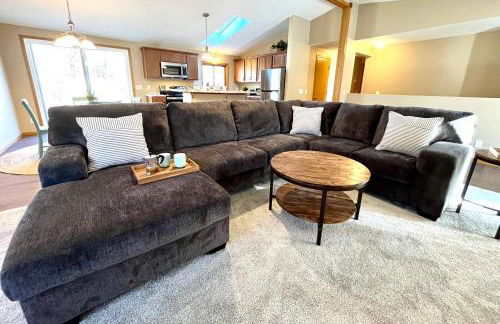 Valley View Home with Game Room, & Exclusive Beach & Pool Access - Foto 1