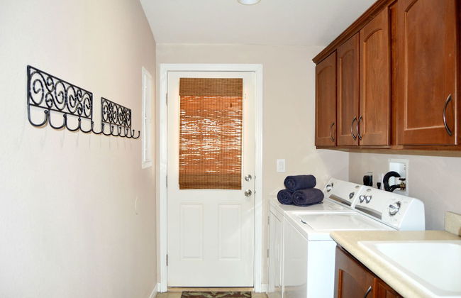 Gorgeous 3BD Havasu Home with Lake View - Foto 19