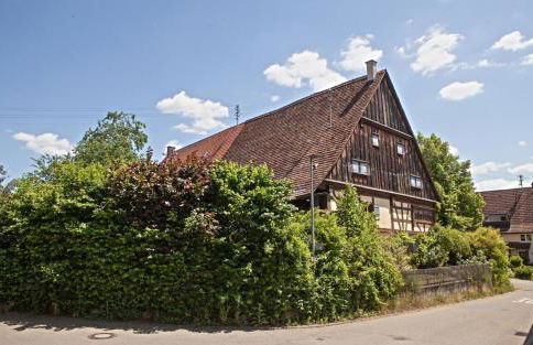 Historischer Vogtshof: eingezäunt | sonniger Garten | Kamin | Denkmalschutz - Foto 68