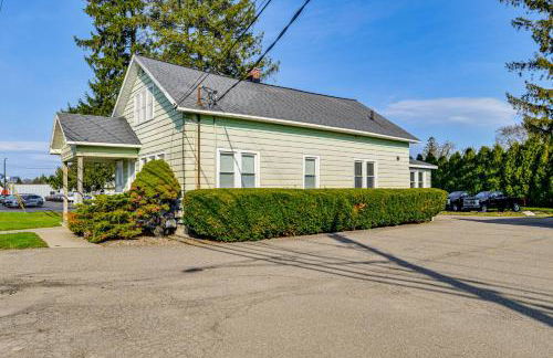 Less Than 2 Mi to SUNY Cortland Unit with Private Parking - Photo 22