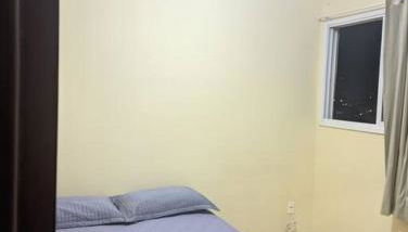 Quarto de Casal Bem Localizado Em apto Compartilhado AP 204 - Foto 1