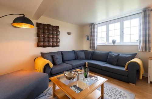 2 Ogilvie Lodge - Foto 4