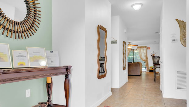 Entrada (vista interior)