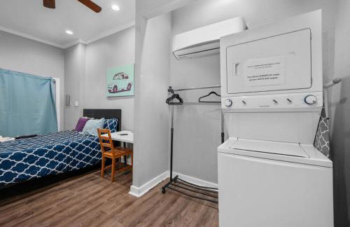 Modern & Chic Montrose Studio - Prime Location & Free Parking - Foto 5