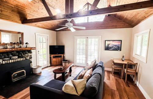 The Nest Serene Sanctuary w Hot Tub Fireplace Grill Hammock Outdoor Fire Feature Fully Fenced Yard AC Pets Ok - Foto 58