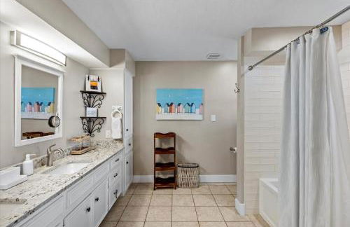 Bay Vista- NEW LISTING in Terramar Beach, 4 BR 3 BA, Boat slip home - Foto 30