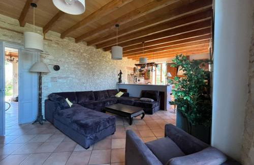 Al Bioule - Maison climatisée avec piscine - Foto 4