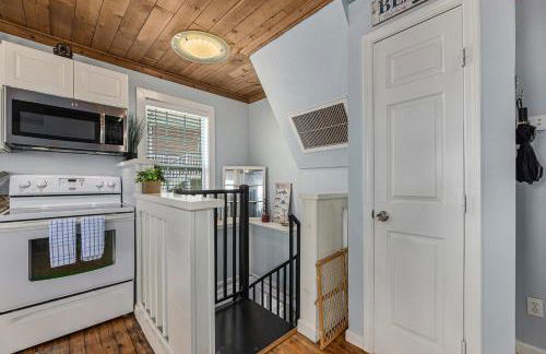 Captain Dan's Beach House - Photo 11