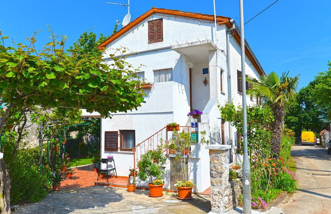 Apartment 358 - Photo 49