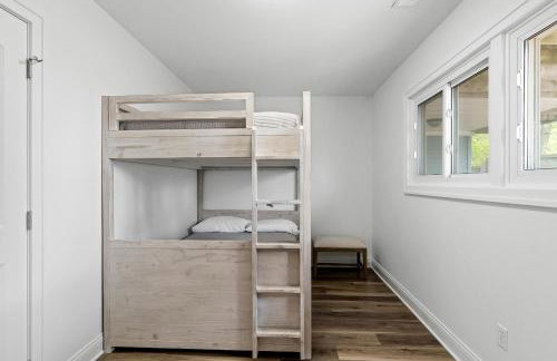 Beachside Getaway private Lake Michigan Beach Frontage - Foto 14