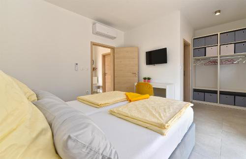 Jlo1 mit beheizbarem Pool - Photo 9